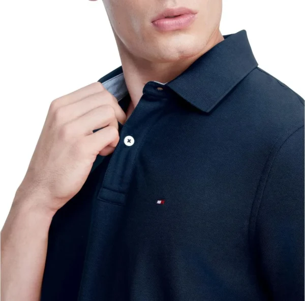 D_NQ_NP_2X_956866-MCO75949306094_052024-F Camiseta Tipo Polo Tommy Hilfiger Hombre F022 Original